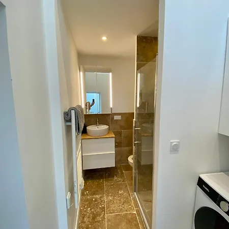 Apartmán Chaleureux Et Lumineux Centre Historique Nîmes